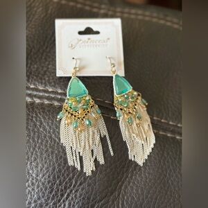 Women’s turquoise fringe earrings costume jewelry summer vibes water new